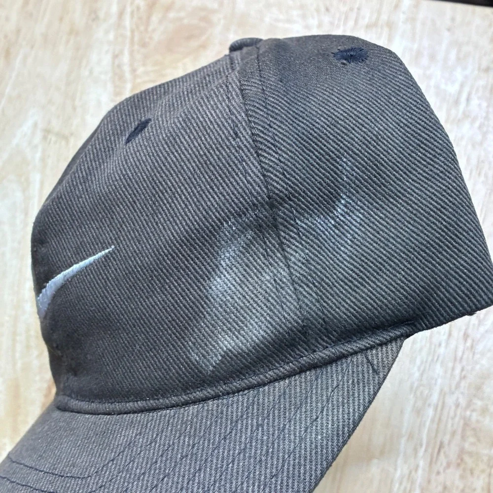 Vintage 90s Nike Swoosh Snapback Hat Black Gray Green Underbrim Taiwan